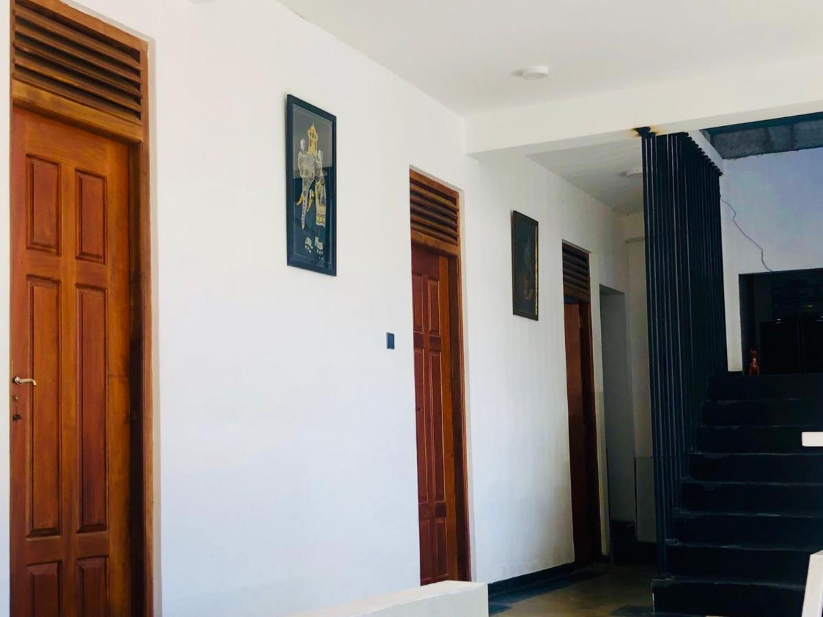 Vinish Inn Nallathanniya Dış mekan fotoğraf