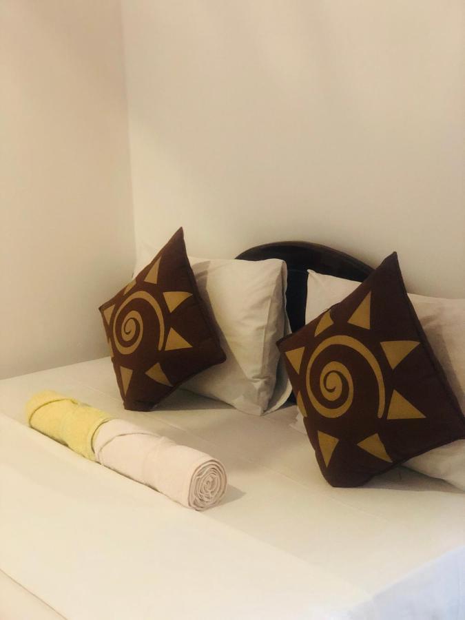 Vinish Inn Nallathanniya Dış mekan fotoğraf