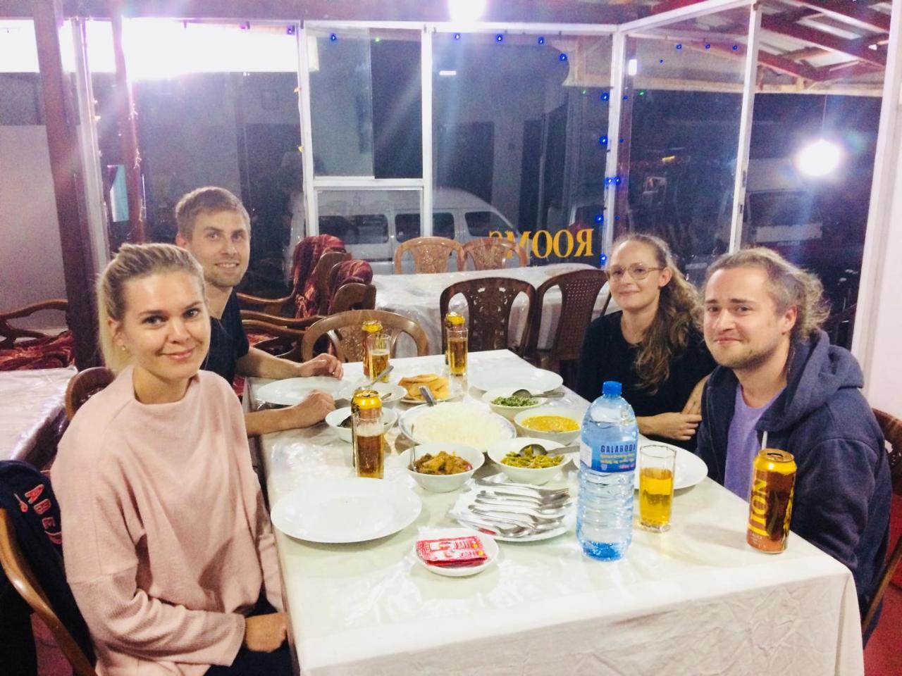 Vinish Inn Nallathanniya Dış mekan fotoğraf